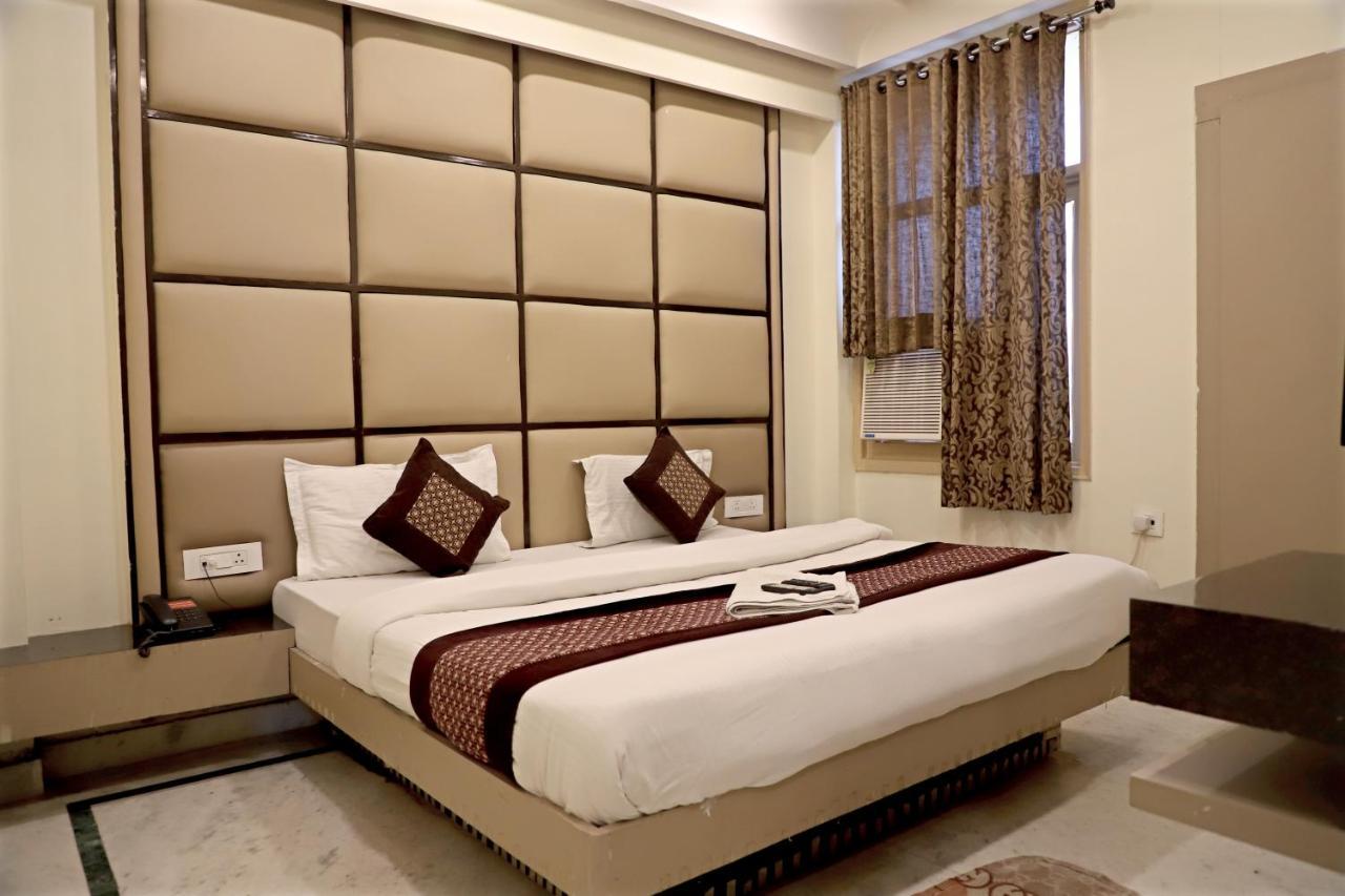 Hotel Klick International At "5 Min Walking " From New Delhi Railway Station Esterno foto