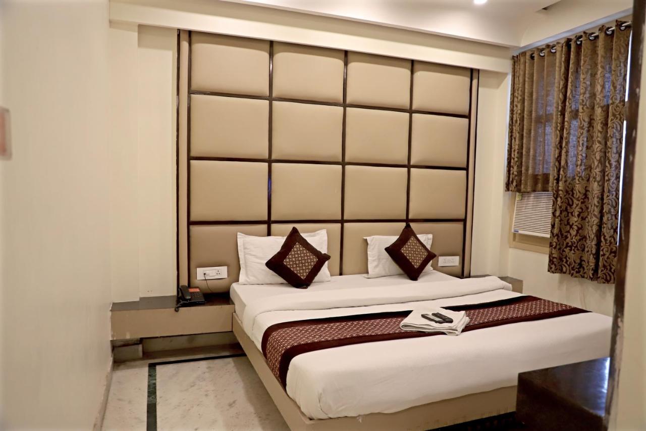 Hotel Klick International At "5 Min Walking " From New Delhi Railway Station Esterno foto
