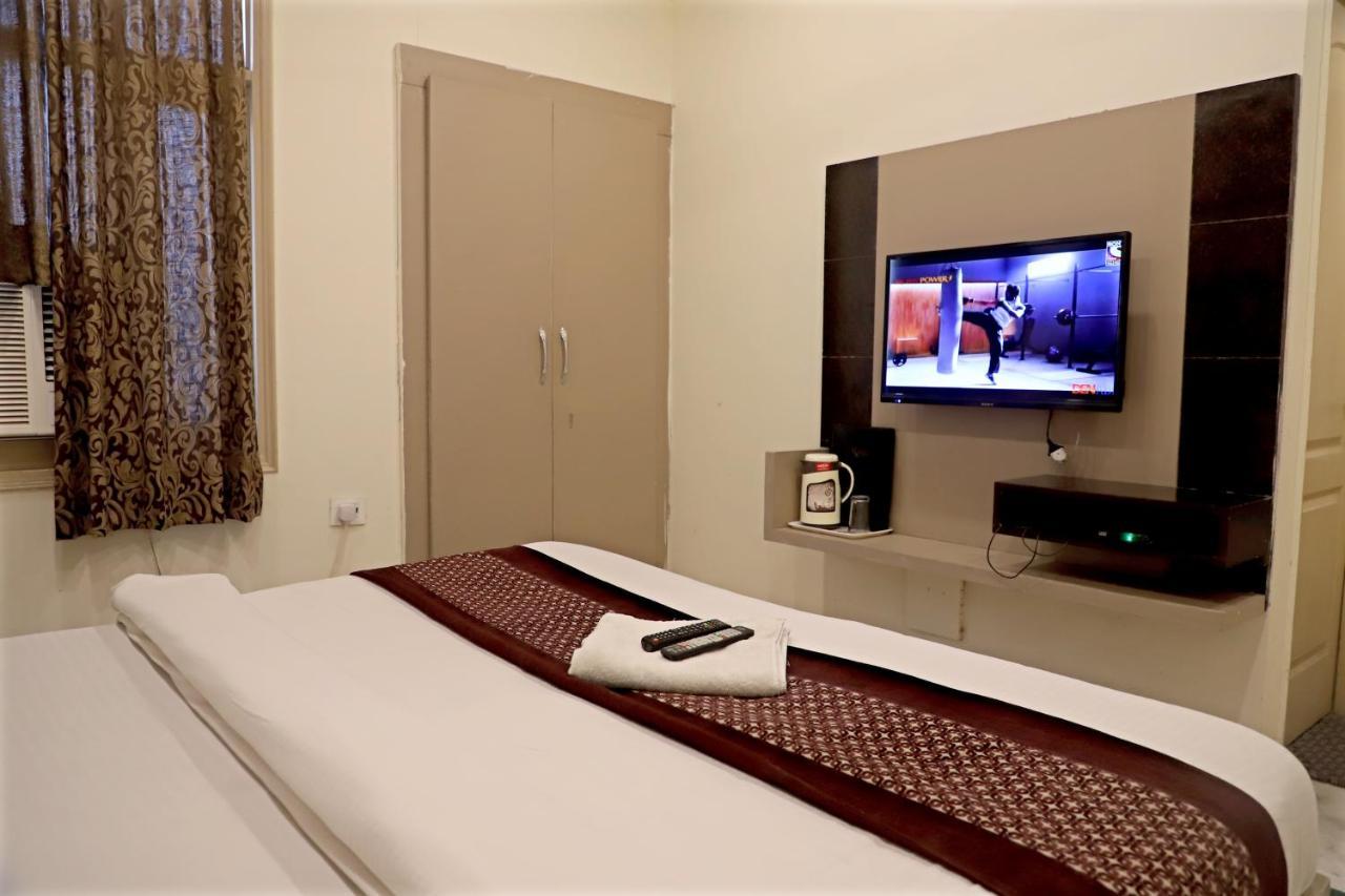 Hotel Klick International At "5 Min Walking " From New Delhi Railway Station Esterno foto