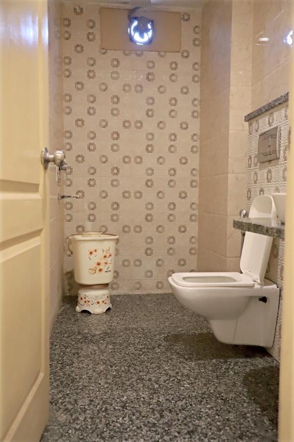 Hotel Klick International At "5 Min Walking " From New Delhi Railway Station Esterno foto