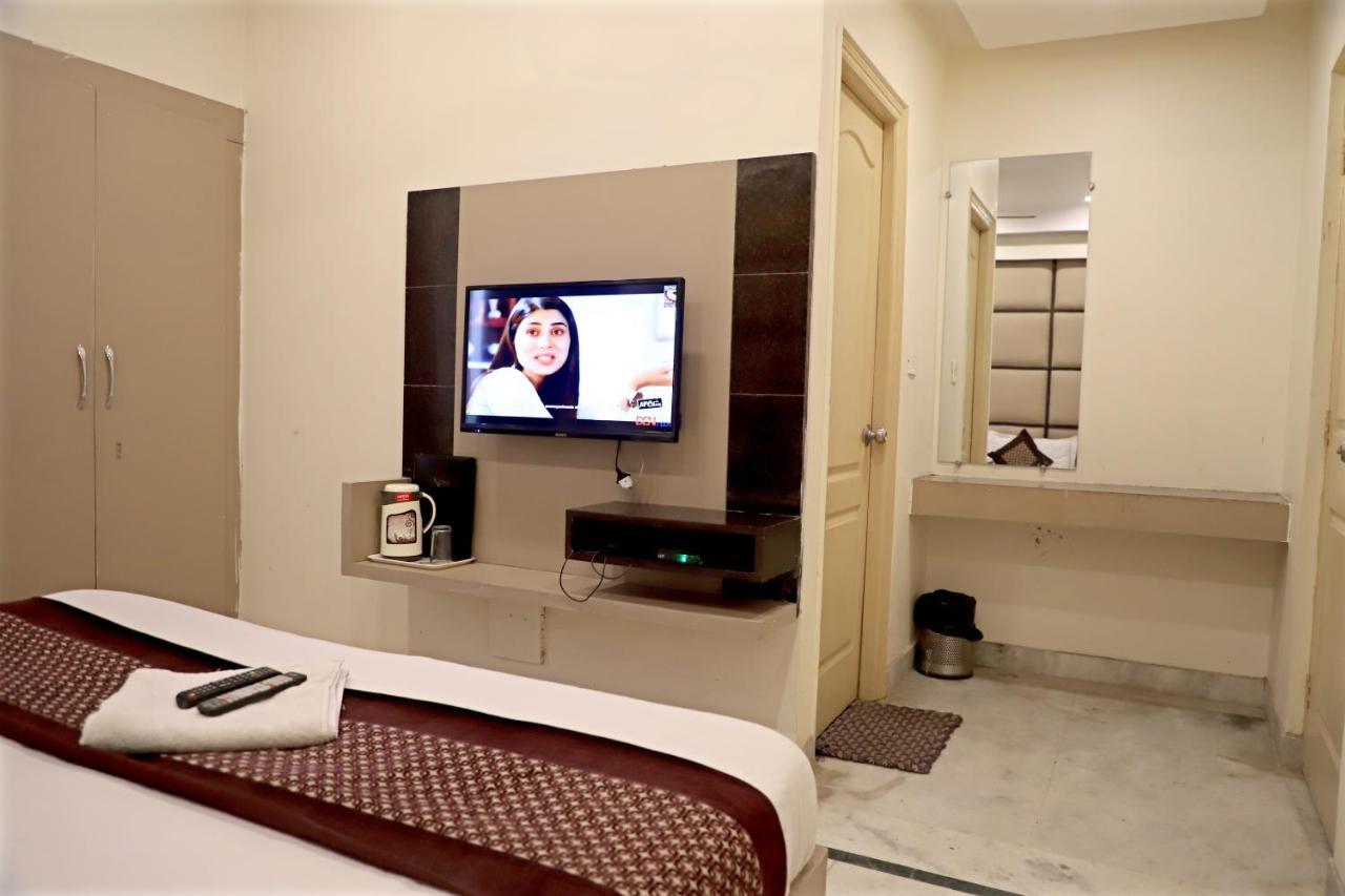 Hotel Klick International At "5 Min Walking " From New Delhi Railway Station Esterno foto