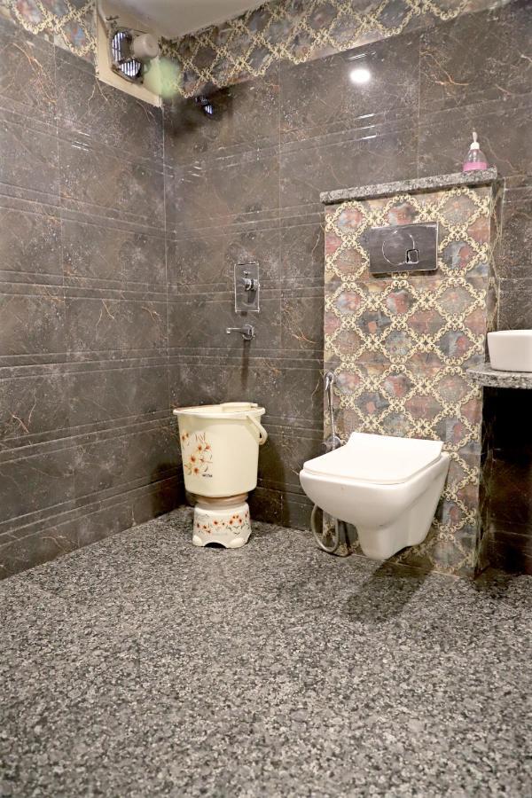 Hotel Klick International At "5 Min Walking " From New Delhi Railway Station Esterno foto