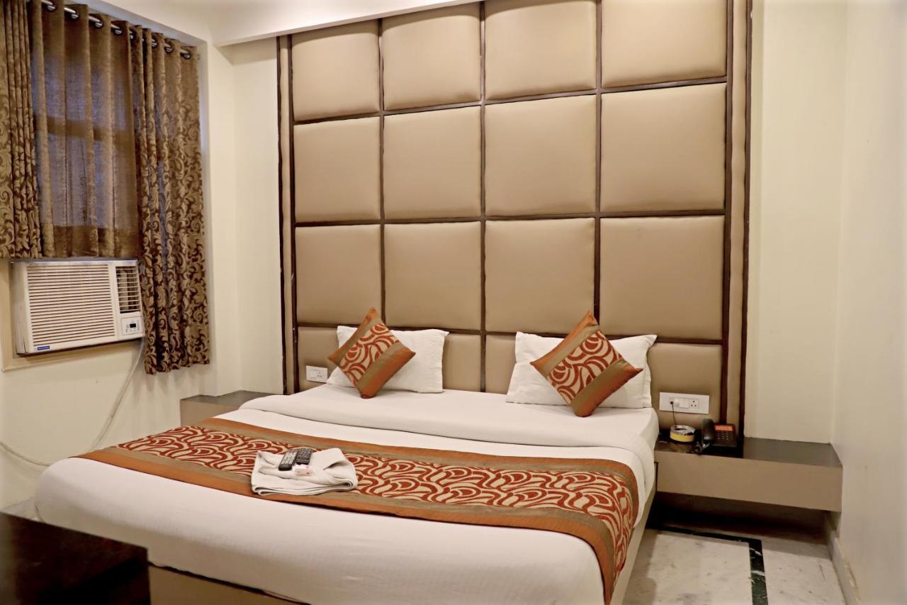 Hotel Klick International At "5 Min Walking " From New Delhi Railway Station Esterno foto