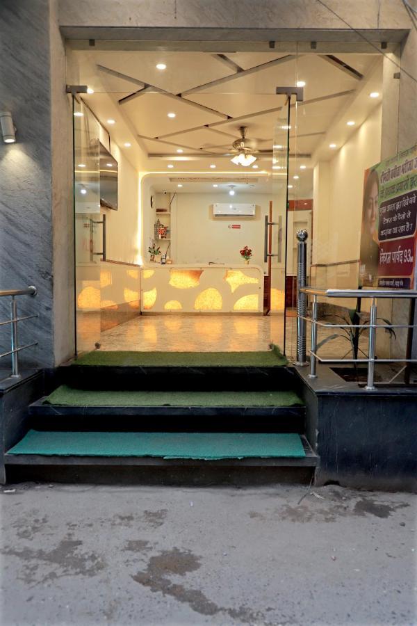 Hotel Klick International At "5 Min Walking " From New Delhi Railway Station Esterno foto