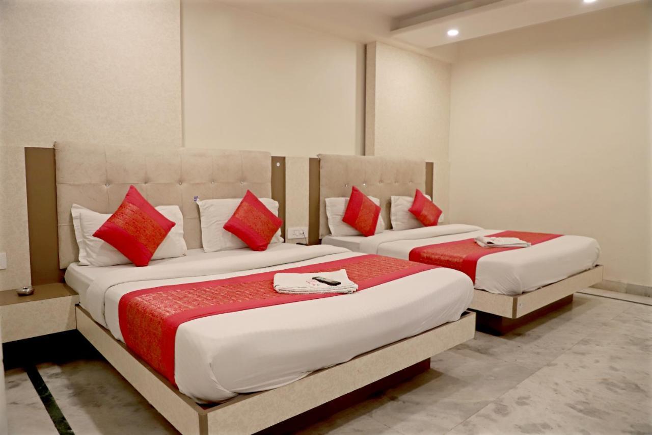 Hotel Klick International At "5 Min Walking " From New Delhi Railway Station Esterno foto